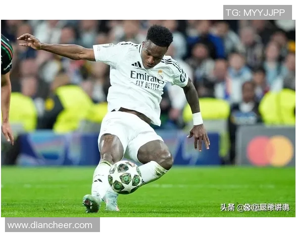 欧洲足坛新星崛起 足球巨星激烈争锋 欧洲豪门争夺战正酣